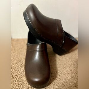 Dansko Shoes - Size 40